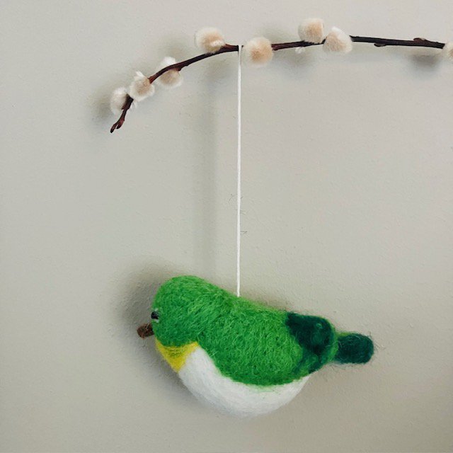 Luna -Leena Bird Hanging - Groen - wol vilt - handgemaakt in Nepal