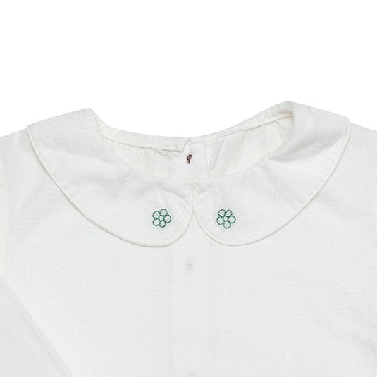 OrganicEra Organic Vual babymeisje Peter Pan-kraagoverhemd met borduursel, wit