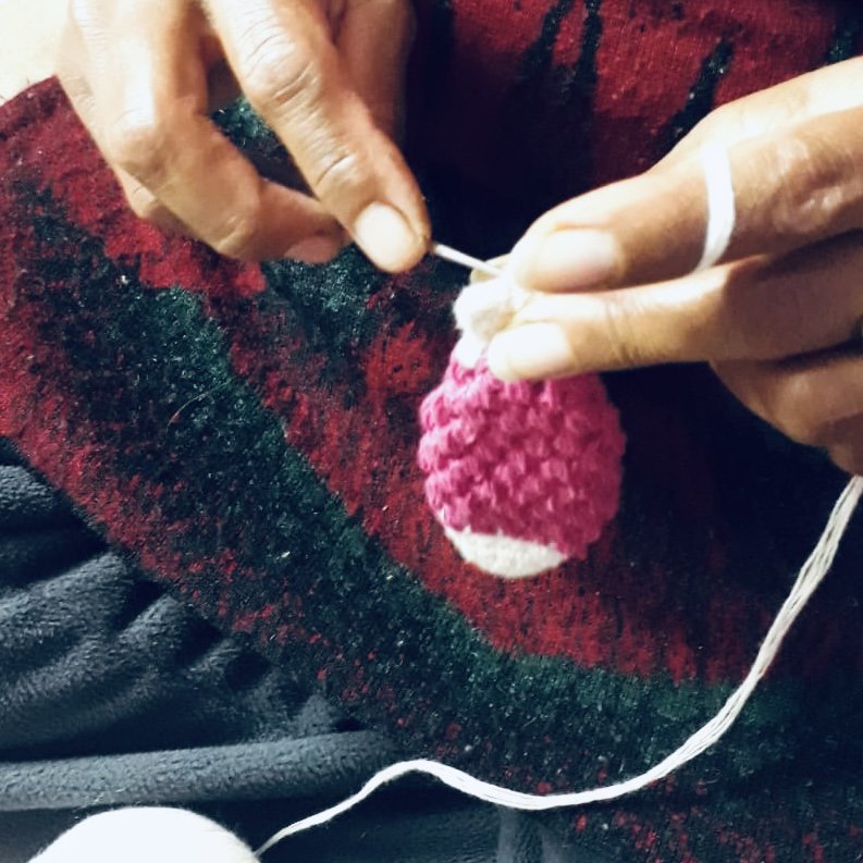 Luna -Leena Keychain Fish - Bag Charm - Fuchsia - Organic Cotton - Hand Haak in Nepal - Bag Hanger