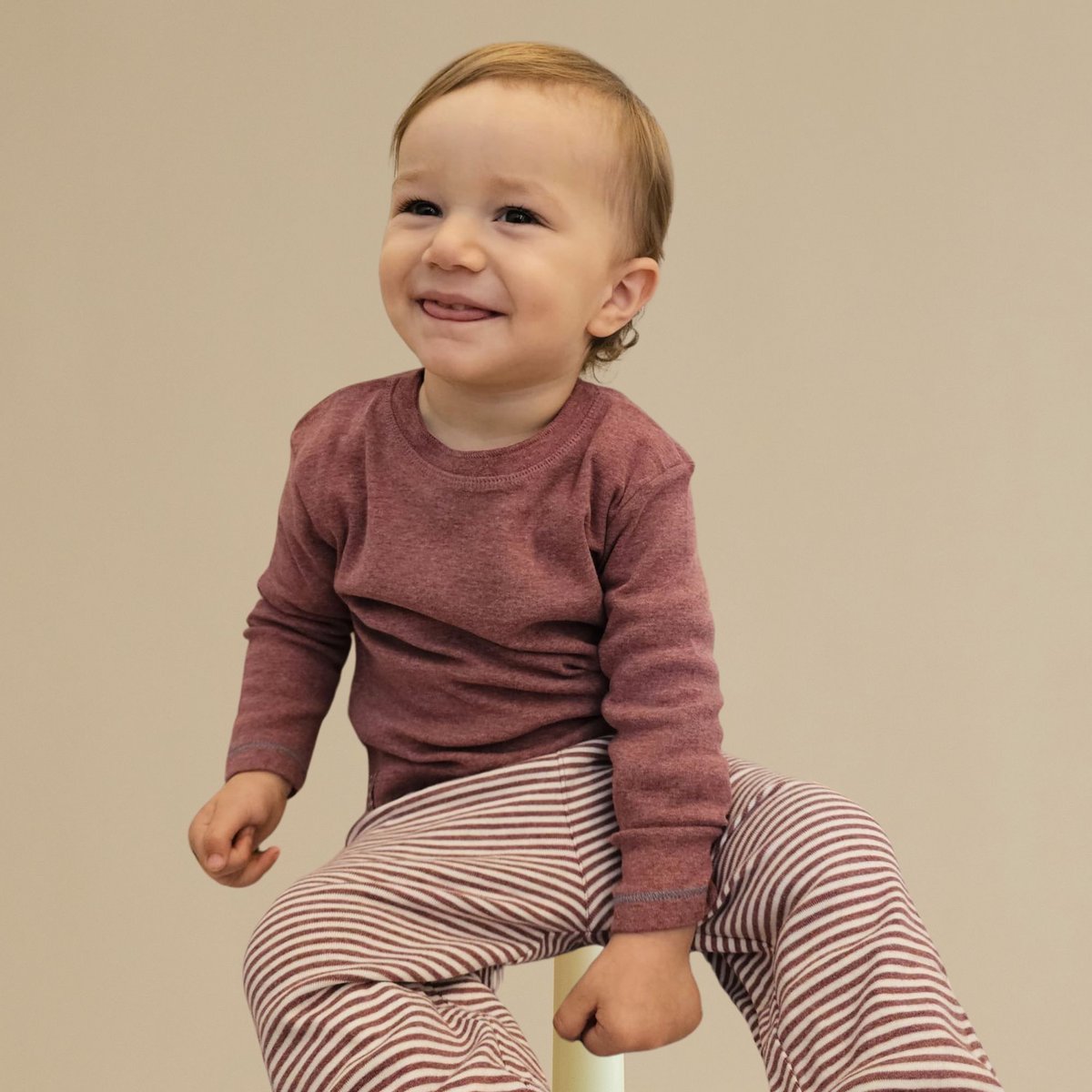 OrganicEra Biologisch babybroekje met elastische band, bordeaux gestreept