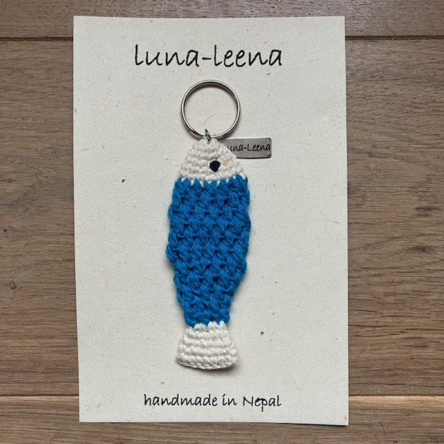 Luna -Leena Keychain Fish - Bag Charm - Blauw - Organisch katoen - Handhaak in Nepal - Baghanger