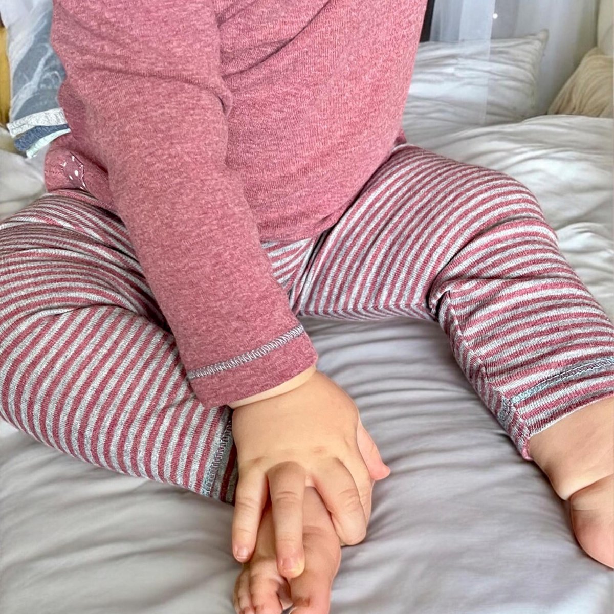 OrganicEra biologische babylegging, bordeaux - grijs gestreept