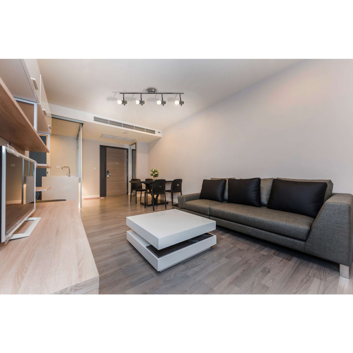 LED -plafondlicht "Garda" 66 cm lang, met geïntegreerde LED's, gemaakt van chroom -gekleurd metaal en acryl