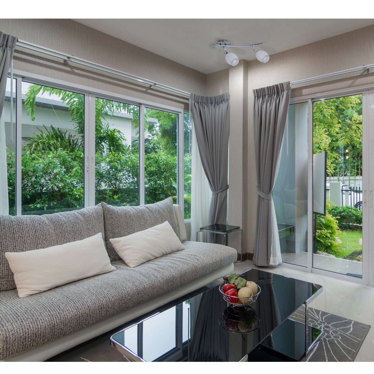 2 LED wand- en plafondrails "Rome"