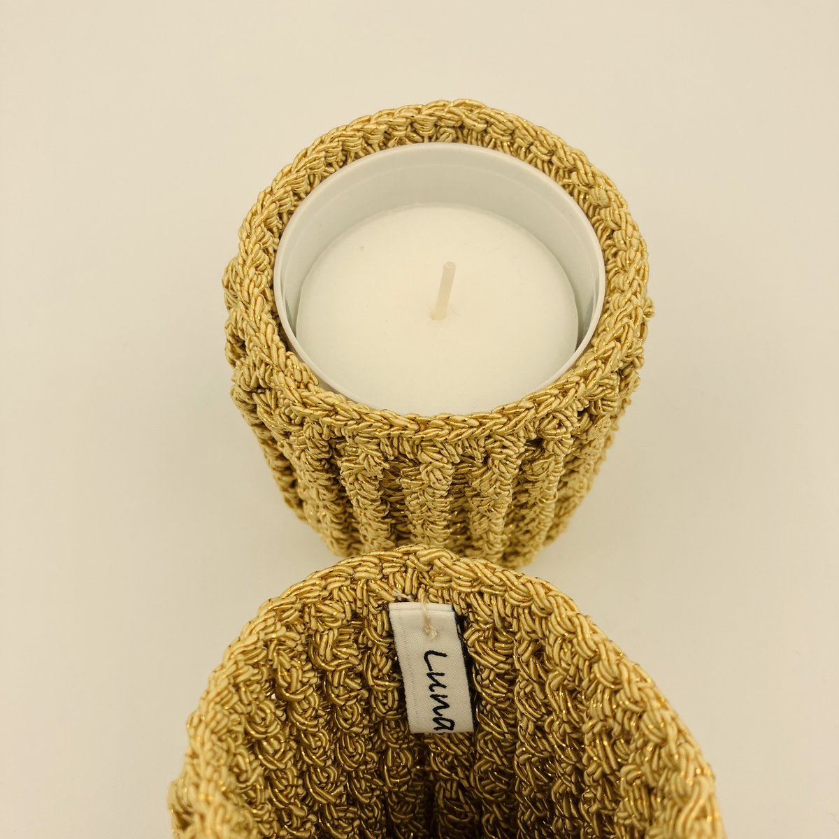 Luna -Leena Candle: 2x Sleeve inclusief Refill Candle - Gold Yellow - Hand Haak in Nepal