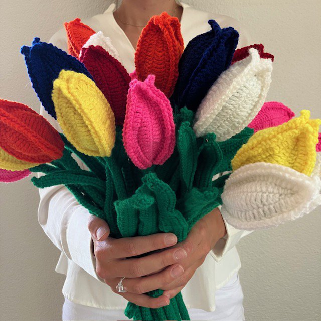 Luna-Leena tulp Hollands boeket veelkleurig - 1 boeket met 6 bloemen - zachte wol - handgehaakt in Nepal