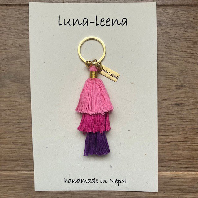 Luna -Leena Keychain Tassels - Bag Charm - Paars - Organisch katoen - Handgemaakt in Nepal - zakhanger