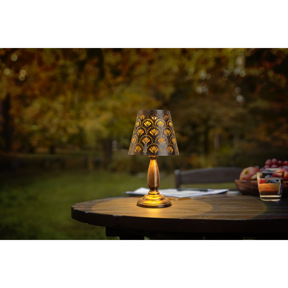 LED -zonnetafels "Elsa" - metalen tafellamp buiten in Altmessing, met geïntegreerde LED's