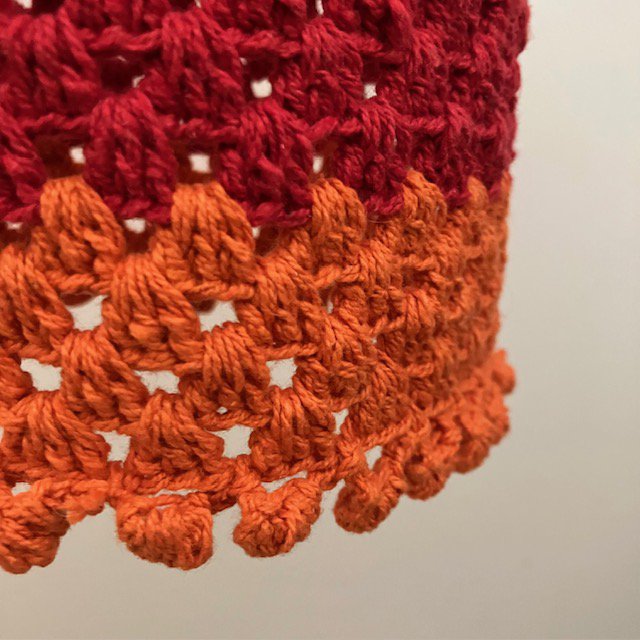 Luna -Leena Lampion Crochet - Rood - Organisch katoen - Handhaak in Nepal