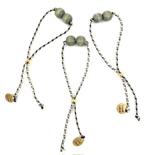Luna -Leena Bracelet Gray - één maat volwassen - gemaakt van bestaande kettingen van Nepal