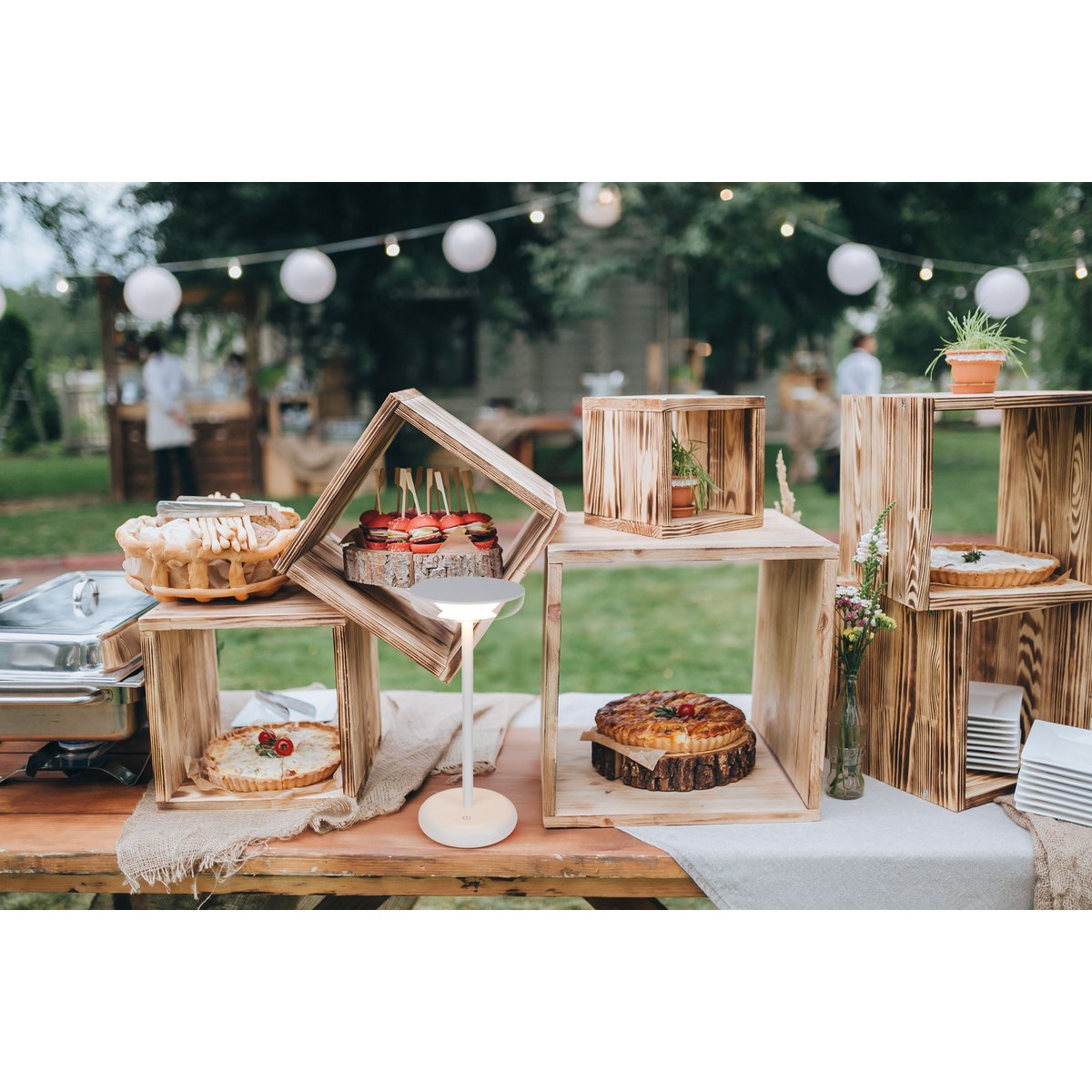 Noteloze tabletlicht "PASI" voor buiten en binnen, gemaakt van metaal en plastic in wit, dimbaar, met aanraking en geheugenfunctie, ca. 26 cm hoog