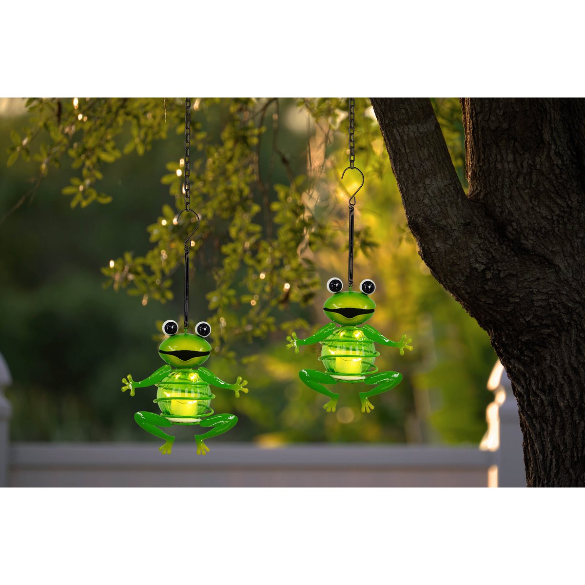 2 Set Solar-Deco Hanglight "Frosch" ongeveer 20 cm hoog, gemaakt van geverfd ijzer, inclusief Twilight-sensor;