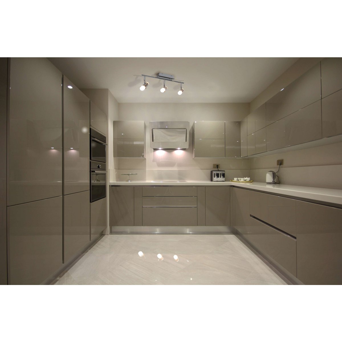 LED -plafondlicht "Garda" 46 cm lang, met geïntegreerde LED's, gemaakt van chroom -gekleurd metaal en acryl