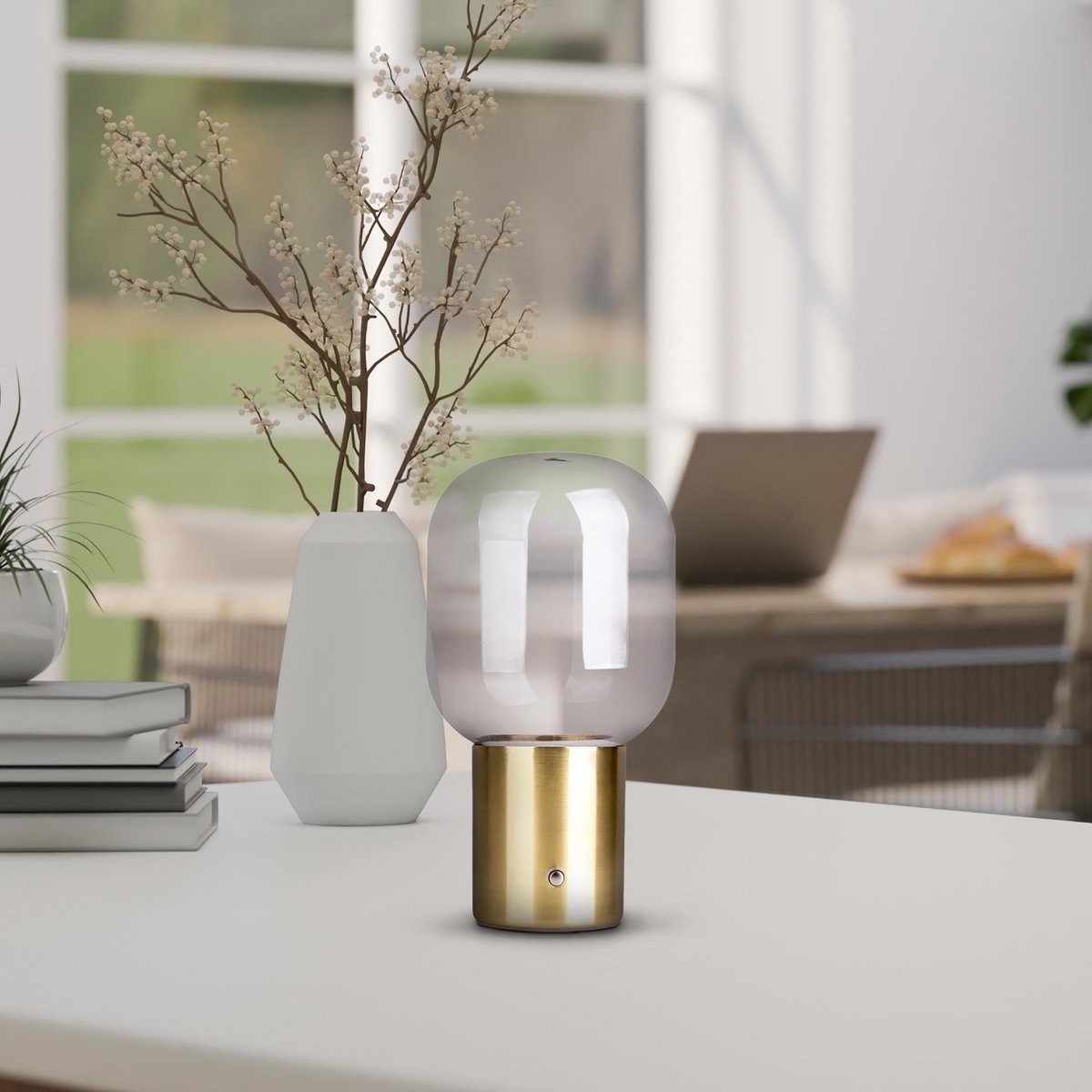 Draadloos tafellicht "Albero" decoratief tafellicht gemaakt van messing gekleurd metaal en glas met stevig ingebouwde LED's, dimbaar met aanraaksensor, 25 cm hoog