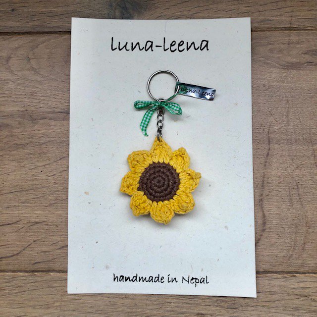 Luna -Leena Keychain Sunflower Yellow - Bag Charme - Organisch katoen - Handhaak in Nepal