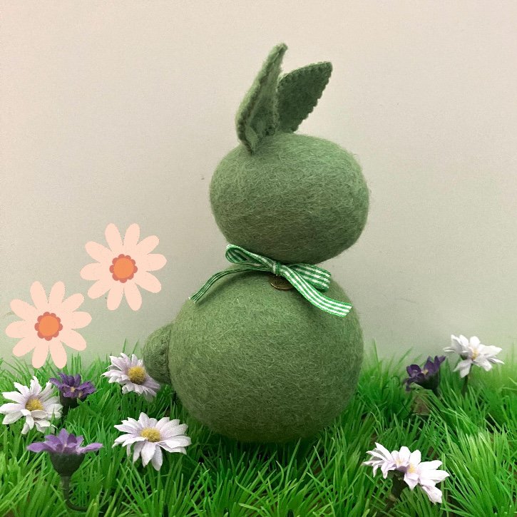Luna -Leena Easter Bunny Standing - Green - Wool Filt - Handmade in Nepal