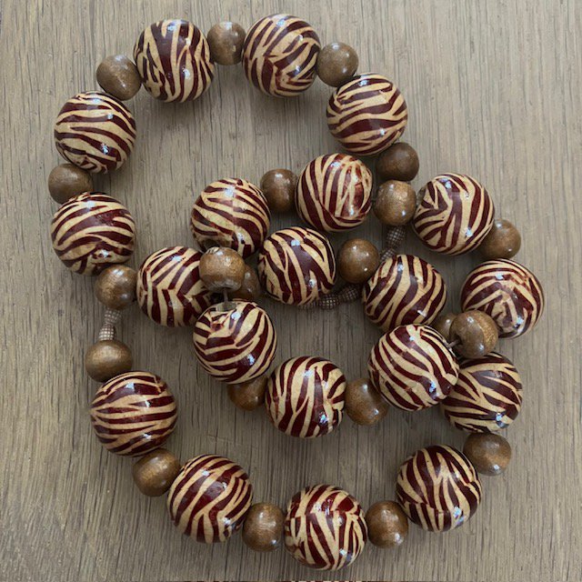 Luna -Leena armband Leopard Brown - One Size volwassen - gerecycled en gemaakt van bestaande kettingen van Nepal