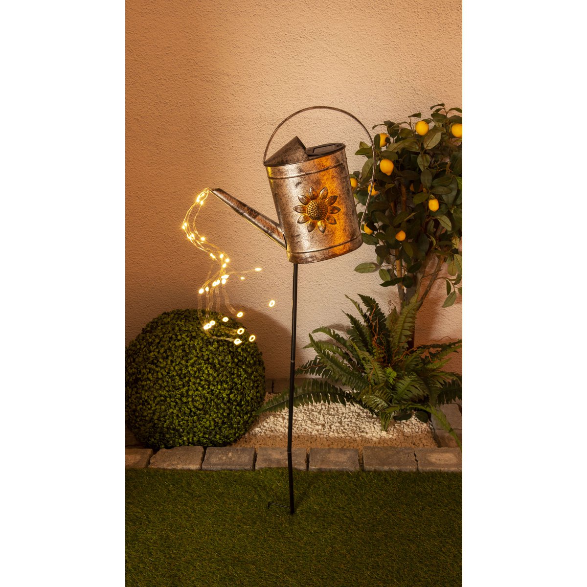 LED Solar Earth Skeer (waterhond) H: 110 cm gegalvaniseerd, voor buiten, gemalen spies gemaakt van metaal en plastic in zilver, met geïntegreerde LED