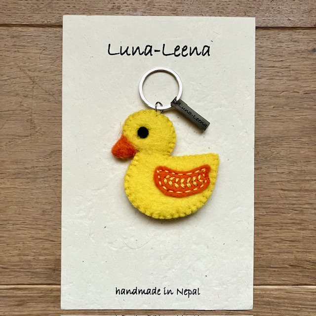 Luna -Leena Keychain Flat Duck - Bag Charm - Geel - Wool Filt - Handmade in Nepal