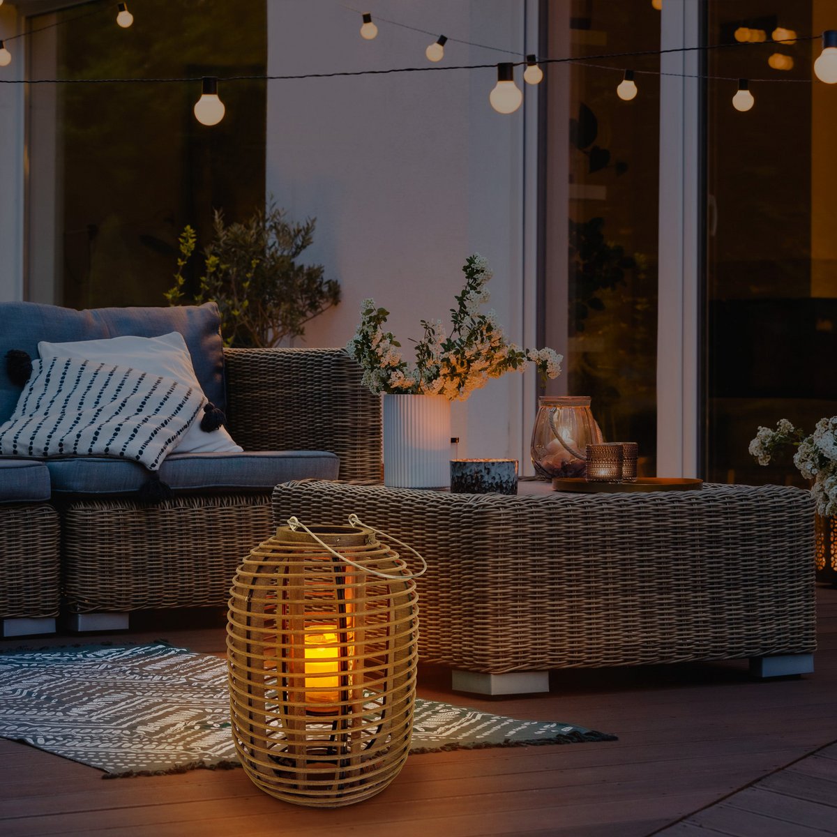 Decollicht "Korbinian" inclusief Solar Led Candle voor tuin en terras, zonnelamp gemaakt van bruin rotan, hoogte 32 cm