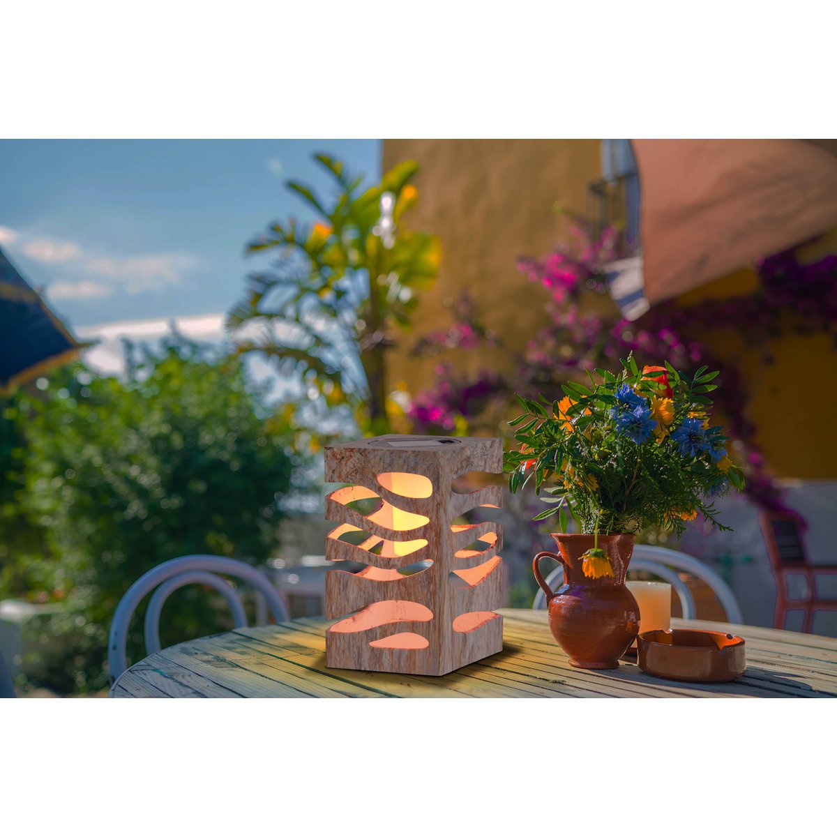 LED Decoratief-Solar Light "Hilda", 12,3 x 12,3 cm, 20 cm hoog, gemaakt van hoogwaardige plastic, bruin-beige marmeren afwerking, geïntegreerde LED, warm wit