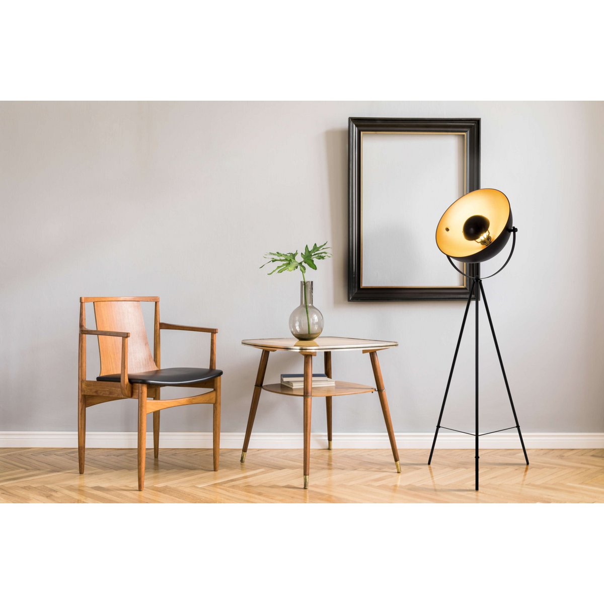 Staande lamp driekbende "Bernice", vloerlamp gemaakt van zwart en goud met E27-aansluiting, verlichting voor woonkamer, eetkamer of kantoor