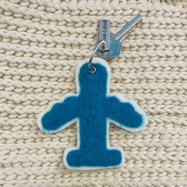Luna -Leena Keychain Flat Airplane - Bag Charm - Blauw - Wool Filt - Handmade in Nepal